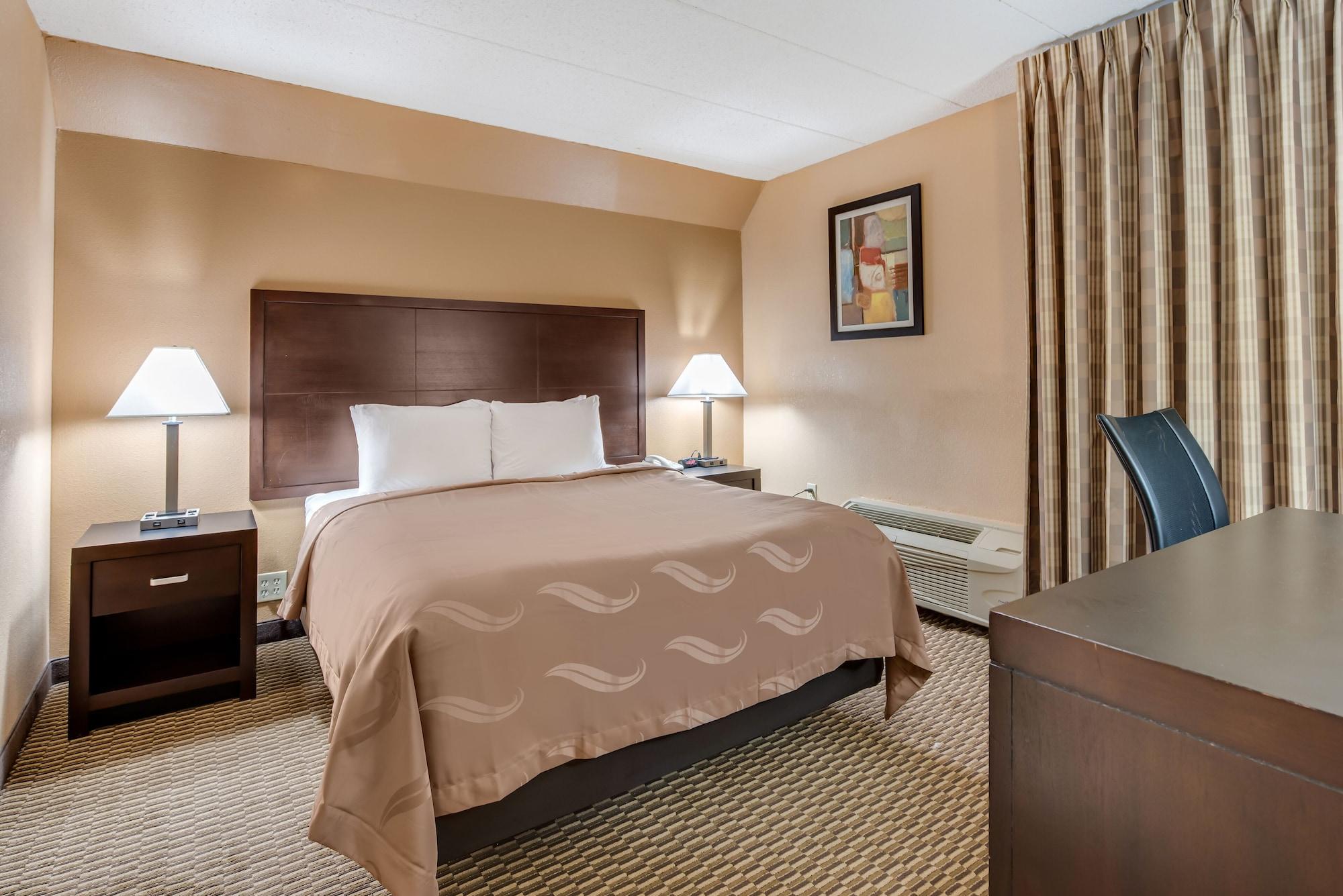 Quality Inn & Suites Cincinnati Esterno foto