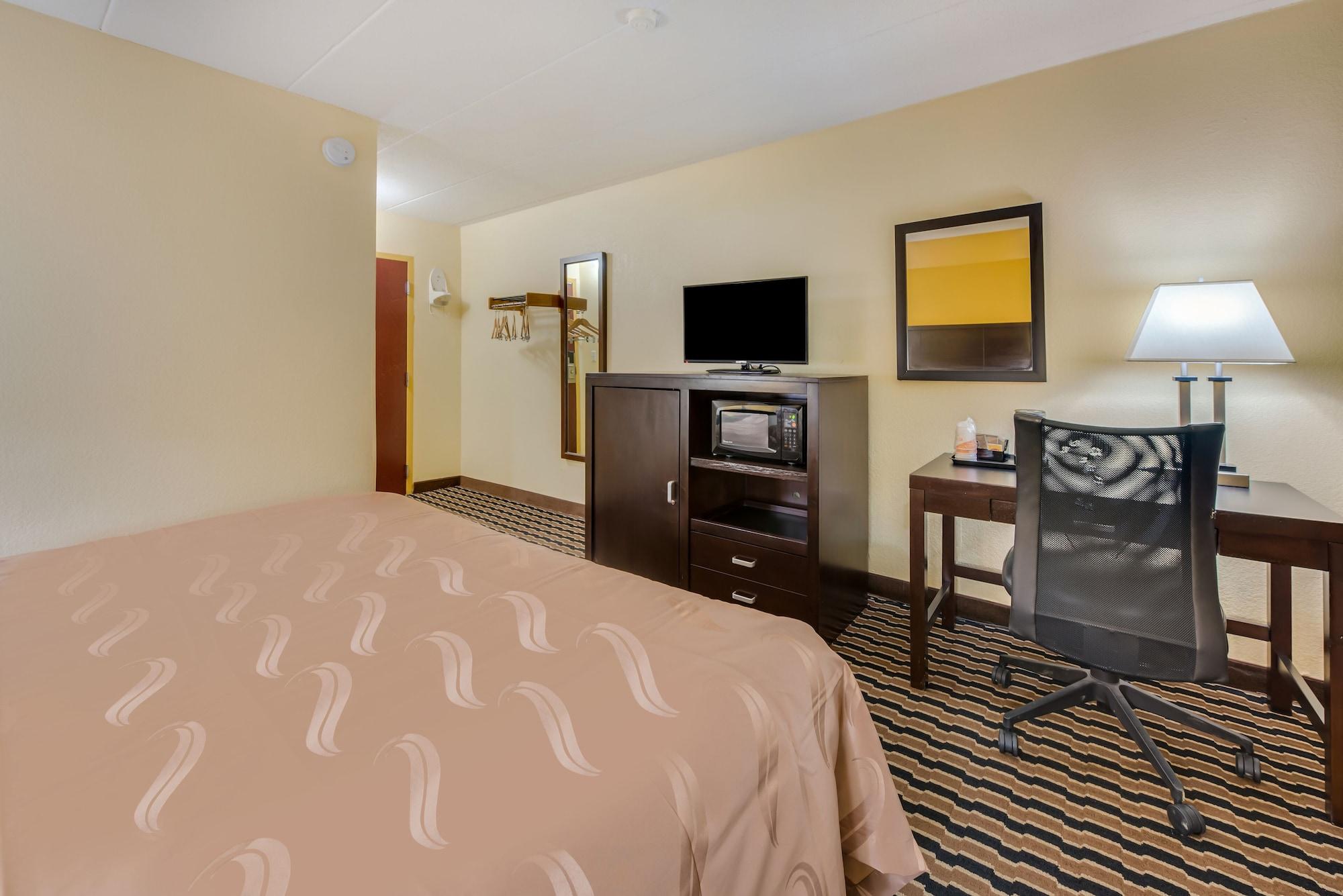 Quality Inn & Suites Cincinnati Esterno foto
