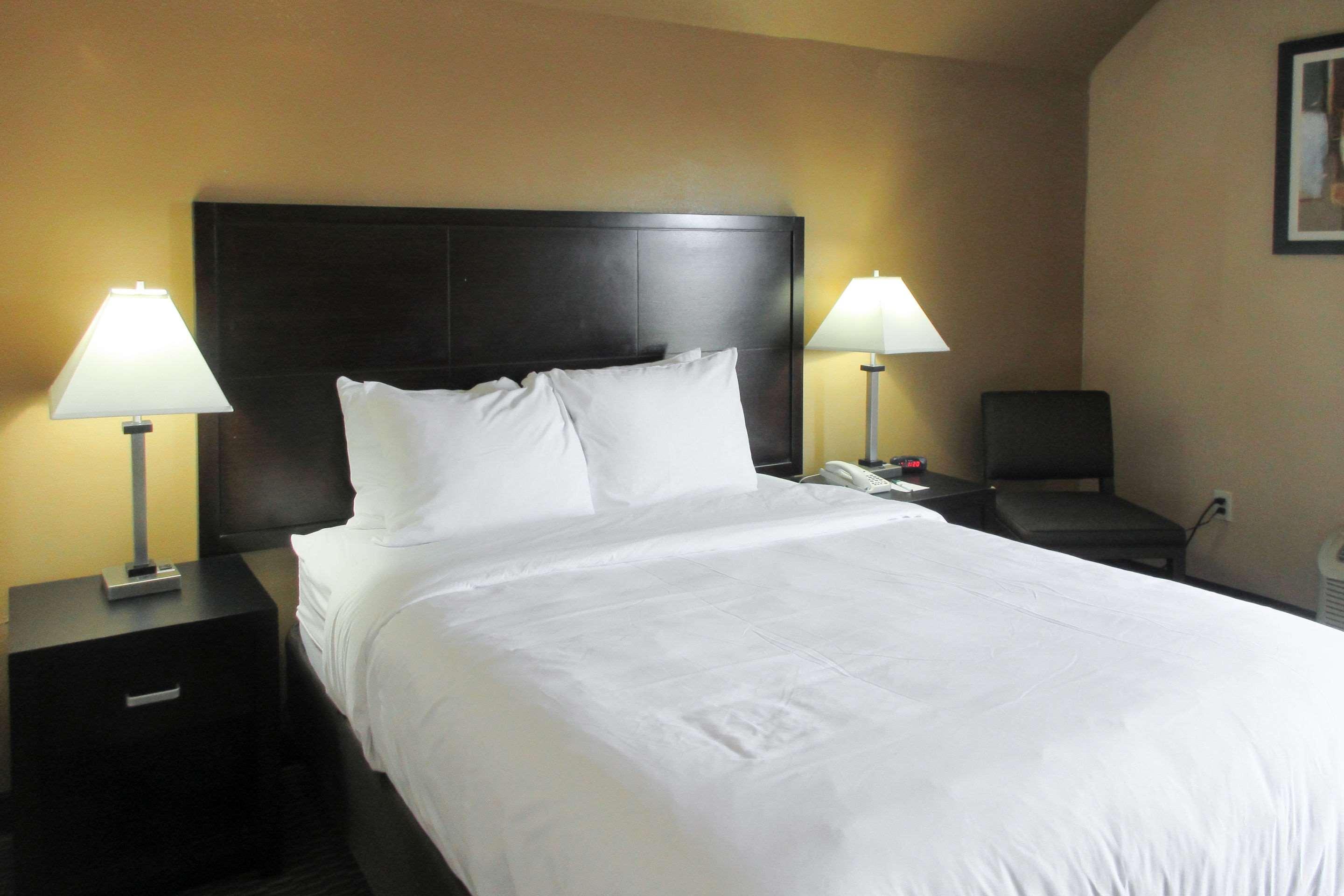 Quality Inn & Suites Cincinnati Esterno foto