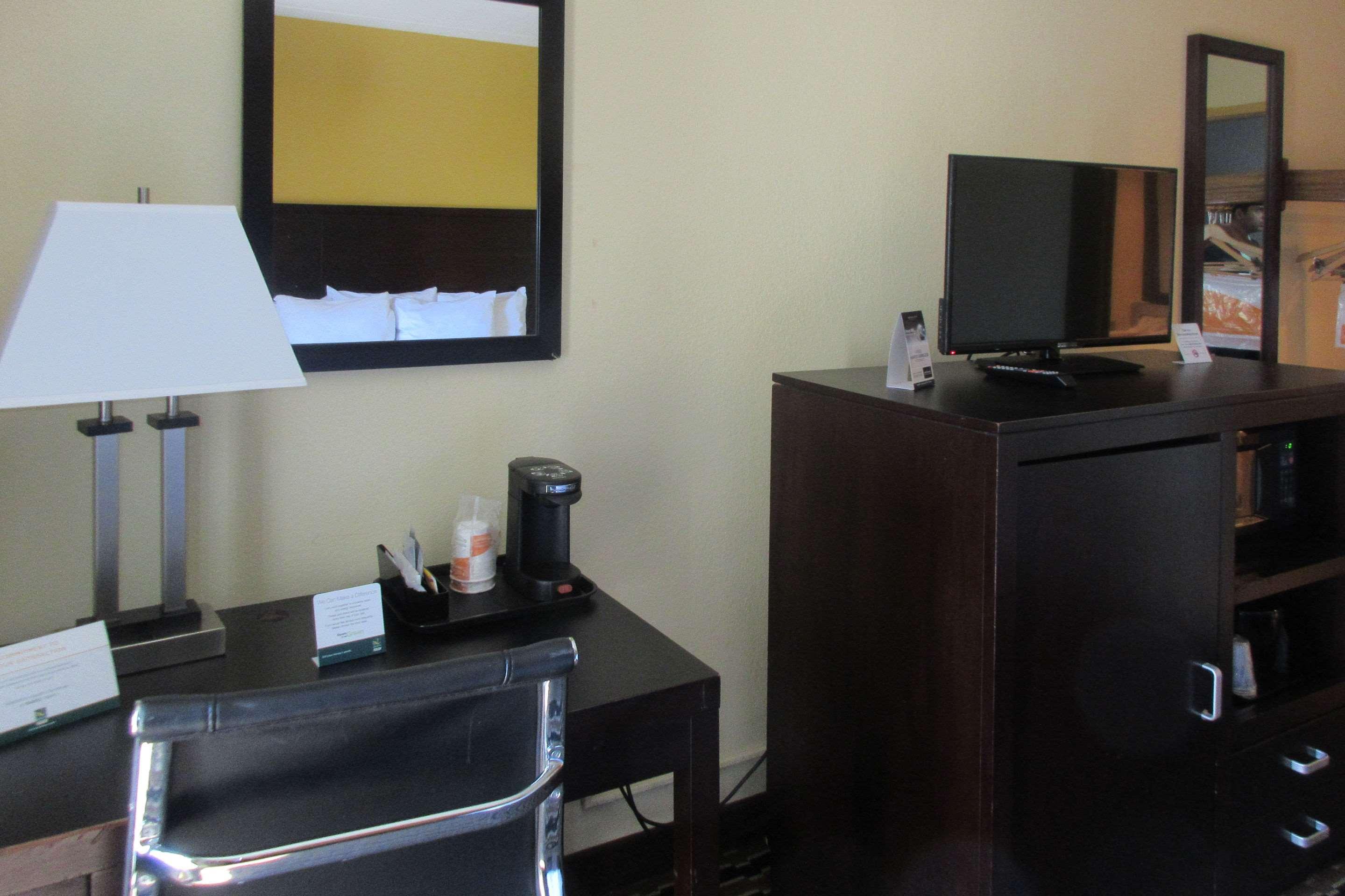Quality Inn & Suites Cincinnati Esterno foto