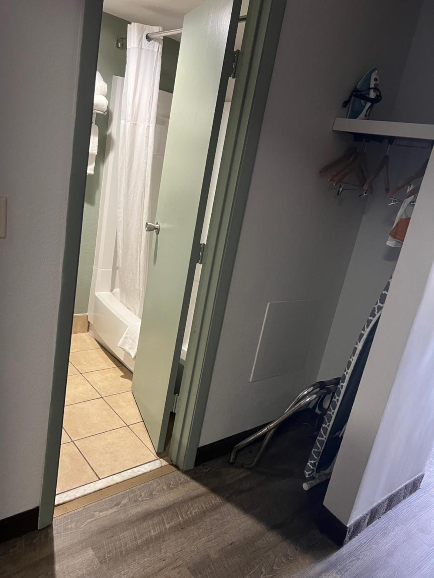 Quality Inn & Suites Cincinnati Esterno foto